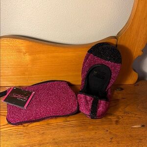 Sidekicks medium  7/8 Pink Glitter Ballet Flats with Pouch NWT